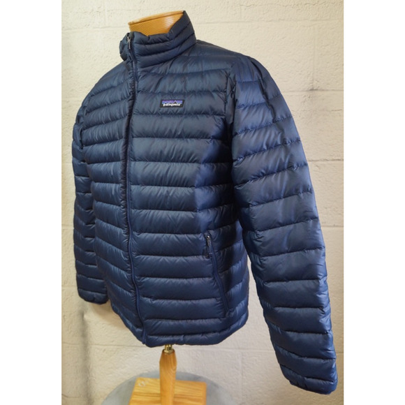 Patagonia 800 Down Sweater Jacket - Men's Medium~ $279.00 Navy Blue - Picture 2 of 8